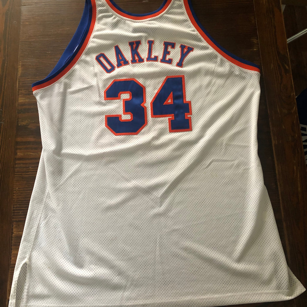 Charles Oakley New York Knicks Mitchell & Ness Hardwood Classics Bling  Concert Player T-Shirt, hoodie, sweater, long sleeve and tank top